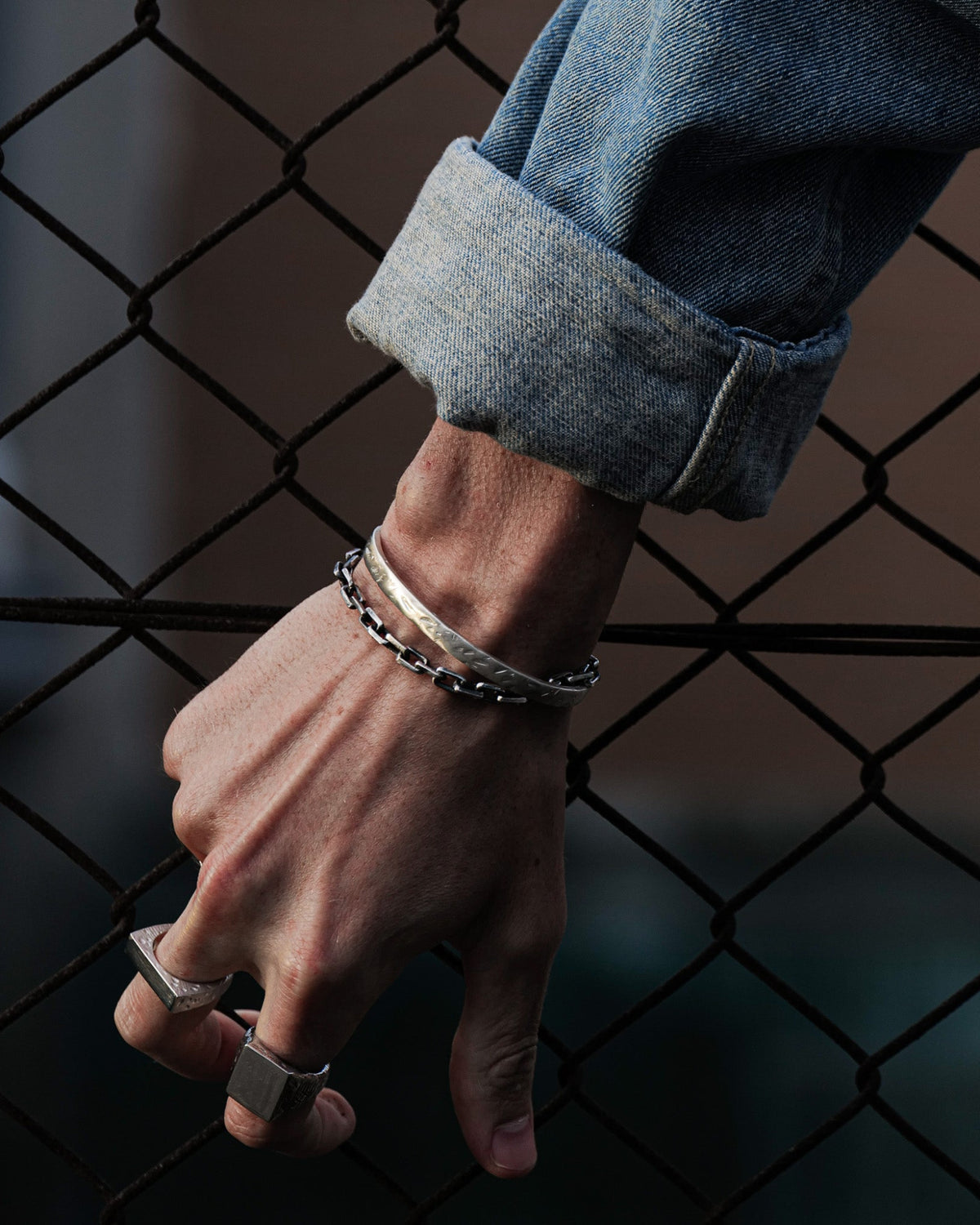 Eugène Bracelet handcrafted from solid 925 sterling silver featuring organic rectangular chain links.